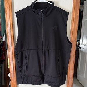 The North Face Men's Black Vest